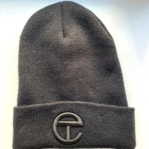 Telfar beanie black. Never worn